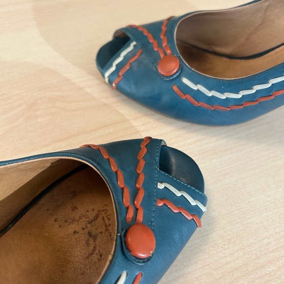 Miz Mooz teal and orange pumps 8.5 great used condition - Picture 2 of 15